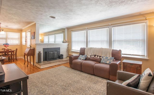 501 Cheyenne Road, Bristol, VA 24201