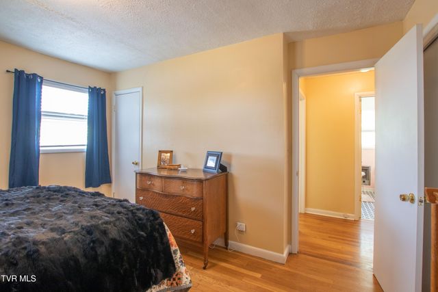 501 Cheyenne Road, Bristol, VA 24201