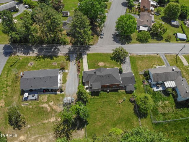 501 Cheyenne Road, Bristol, VA 24201