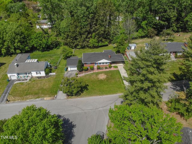 501 Cheyenne Road, Bristol, VA 24201