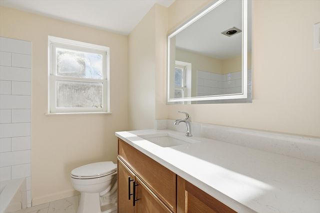 237 Main St A4, Reading, MA 01867