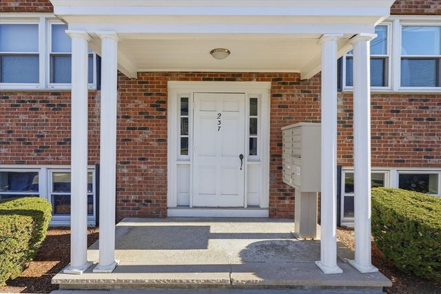 237 Main St A4, Reading, MA 01867