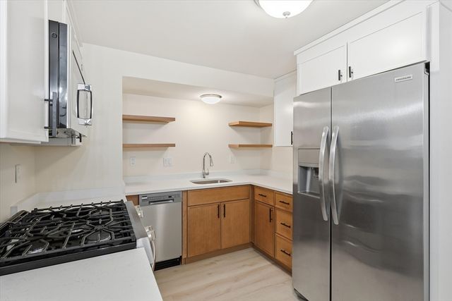 237 Main St A4, Reading, MA 01867