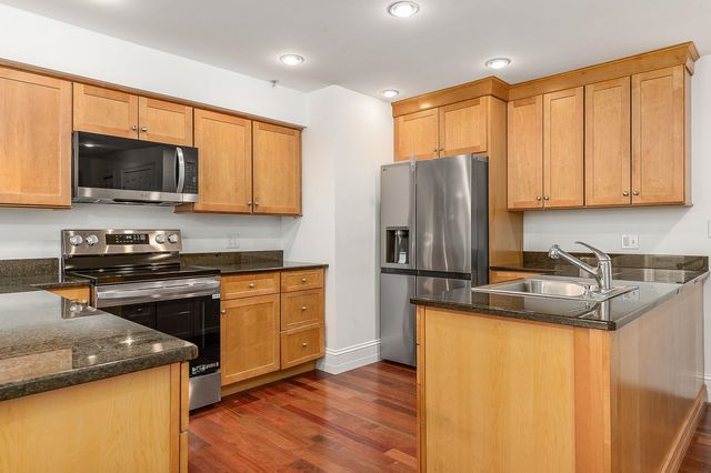 18 Congress St Ste 308, Portsmouth, NH 03801