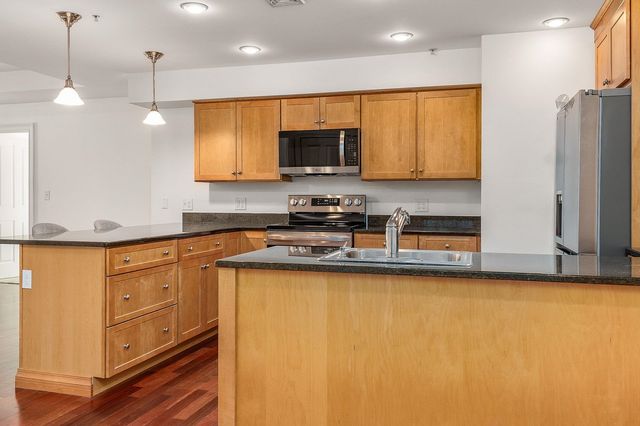 18 Congress St Ste 308, Portsmouth, NH 03801