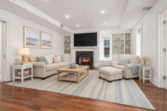 18 Congress St Ste 308, Portsmouth, NH 03801