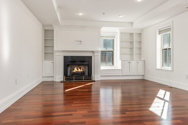 18 Congress St Ste 308, Portsmouth, NH 03801