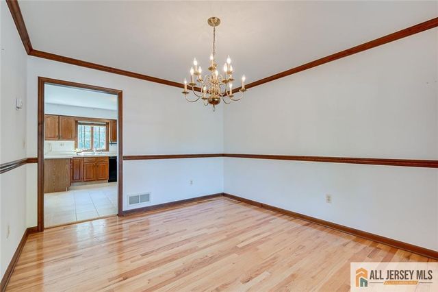 194 Plainfield Road, Edison, NJ 08820