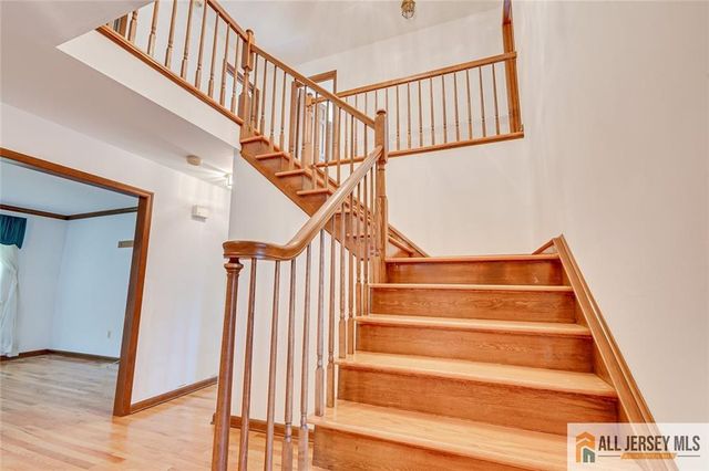 194 Plainfield Road, Edison, NJ 08820