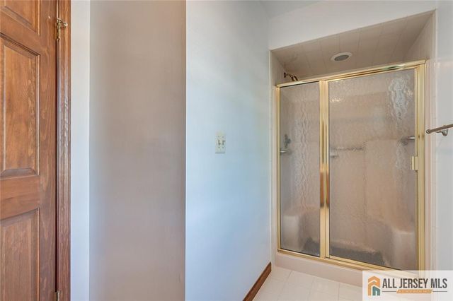 194 Plainfield Road, Edison, NJ 08820