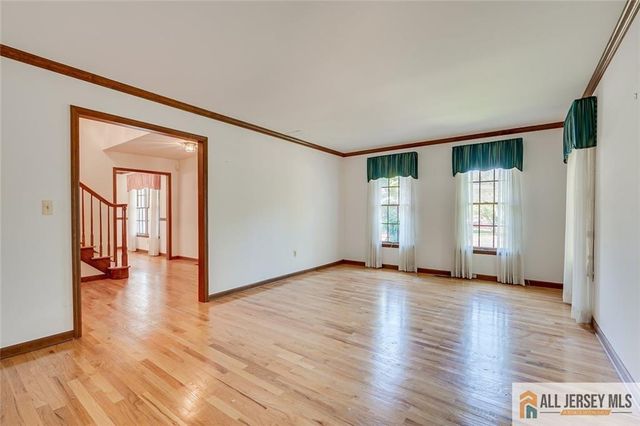 194 Plainfield Road, Edison, NJ 08820