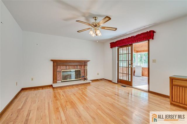 194 Plainfield Road, Edison, NJ 08820