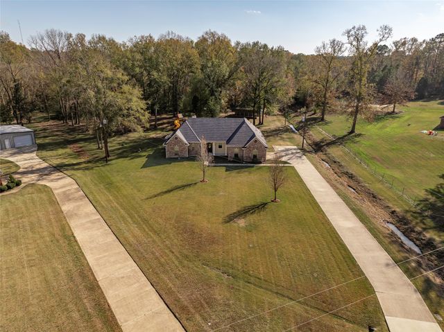 6165 Victoria Lane, Keithville, LA 71047