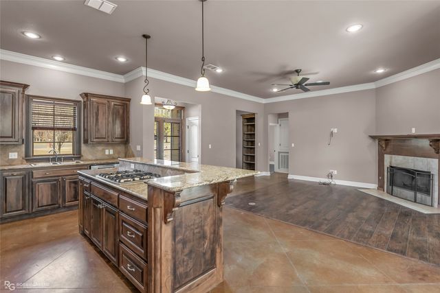 6165 Victoria Lane, Keithville, LA 71047