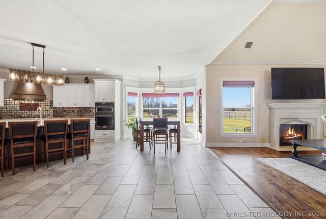 22392 E 141st Street S, Coweta, OK 74429