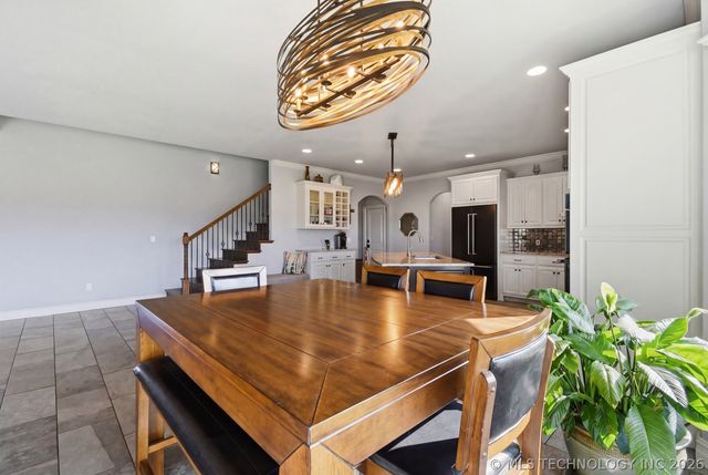 22392 E 141st Street S, Coweta, OK 74429