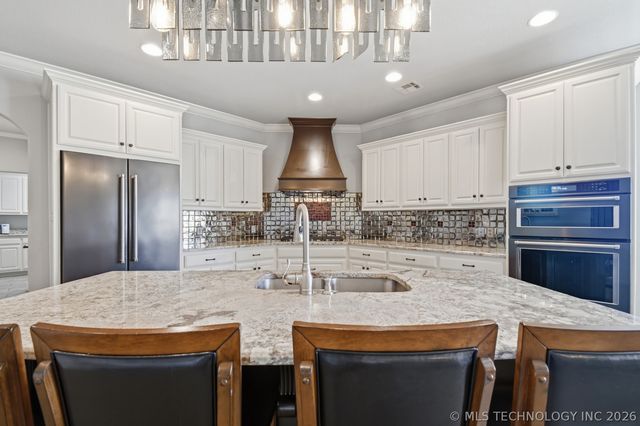 22392 E 141st Street S, Coweta, OK 74429