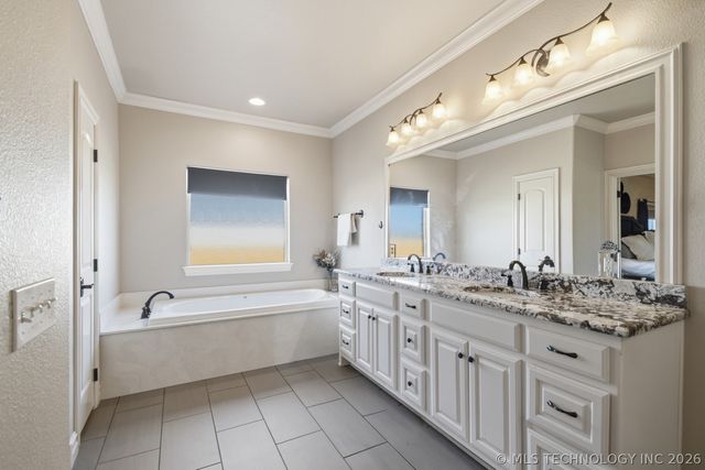 22392 E 141st Street S, Coweta, OK 74429