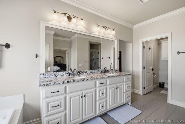 22392 E 141st Street S, Coweta, OK 74429