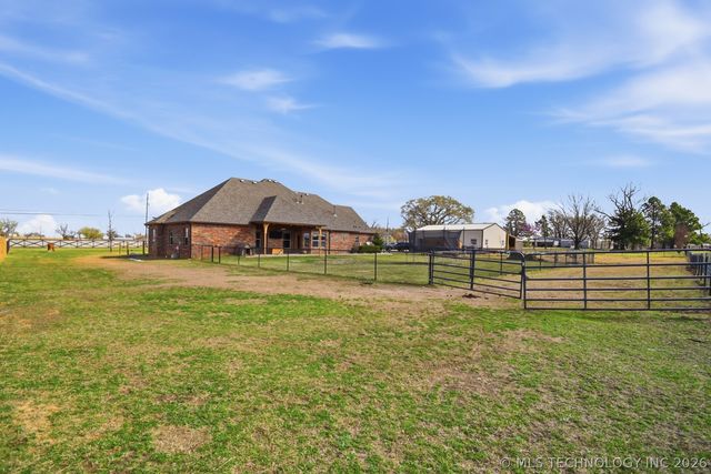 22392 E 141st Street S, Coweta, OK 74429