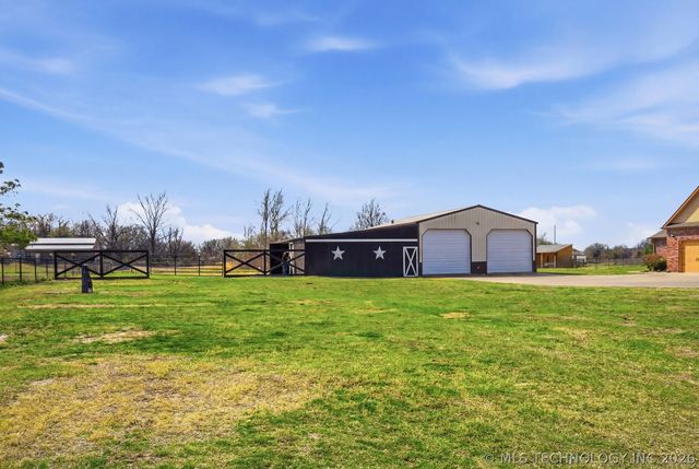 22392 E 141st Street S, Coweta, OK 74429