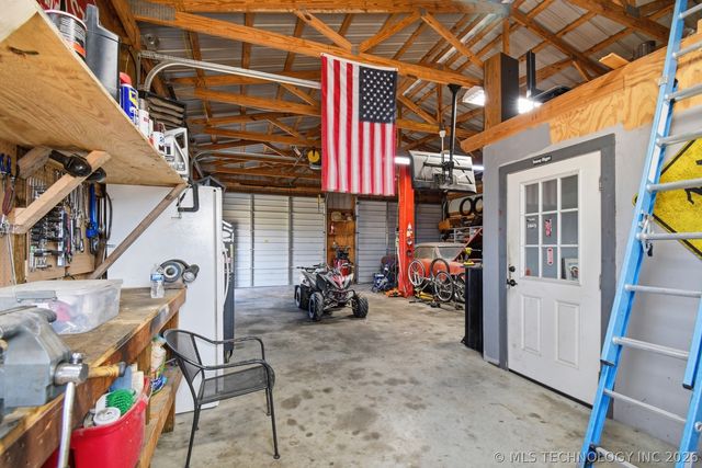 22392 E 141st Street S, Coweta, OK 74429