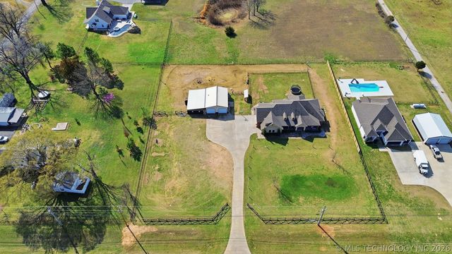 22392 E 141st Street S, Coweta, OK 74429