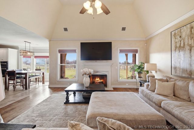 22392 E 141st Street S, Coweta, OK 74429