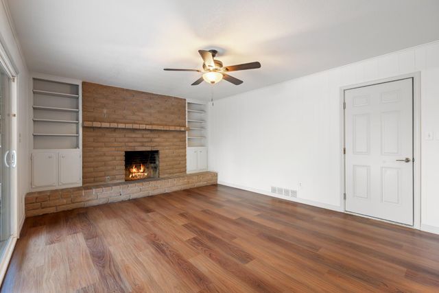 6212 N Feland Avenue, Fresno, CA 93711