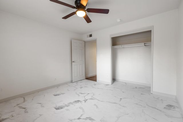 6212 N Feland Avenue, Fresno, CA 93711
