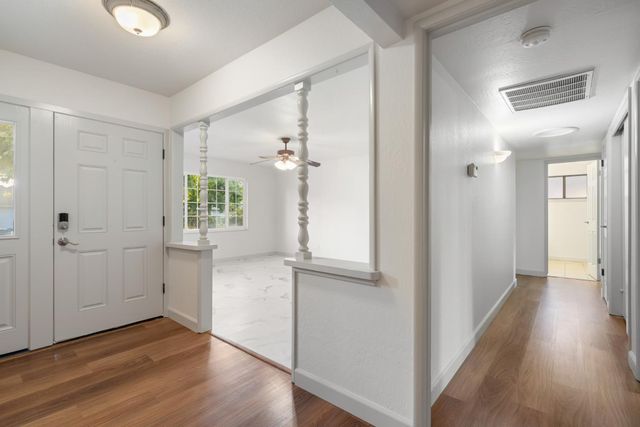 6212 N Feland Avenue, Fresno, CA 93711