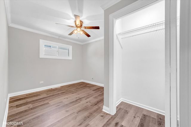 28069 N Lake Drive, Wauconda, IL 60084