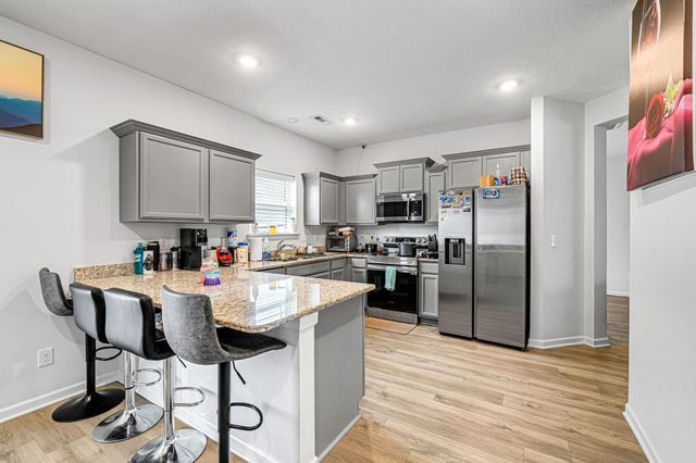 104 Curbow Ct, Shelbyville, TN 37160