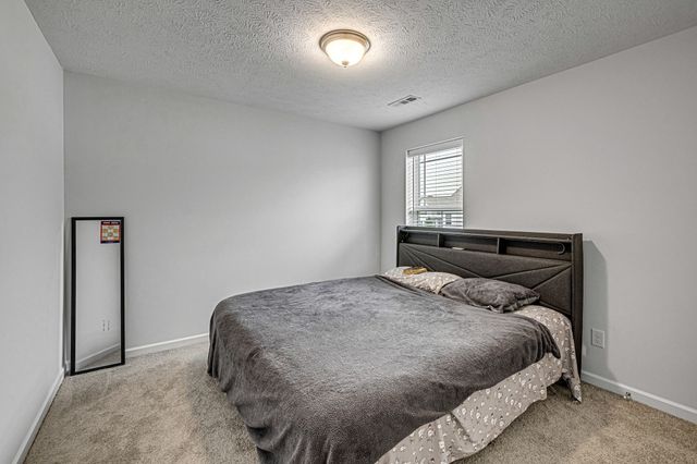 104 Curbow Ct, Shelbyville, TN 37160