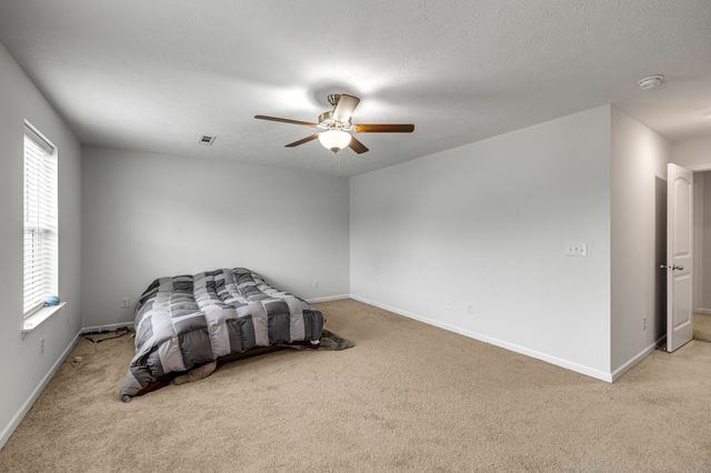 104 Curbow Ct, Shelbyville, TN 37160