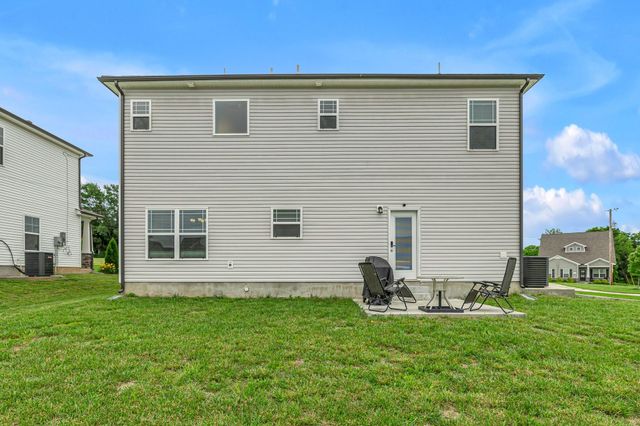 104 Curbow Ct, Shelbyville, TN 37160