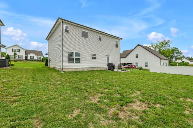 104 Curbow Ct, Shelbyville, TN 37160