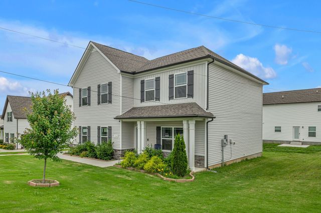 104 Curbow Ct, Shelbyville, TN 37160