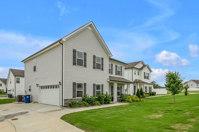 104 Curbow Ct, Shelbyville, TN 37160