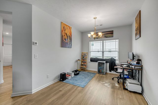 104 Curbow Ct, Shelbyville, TN 37160