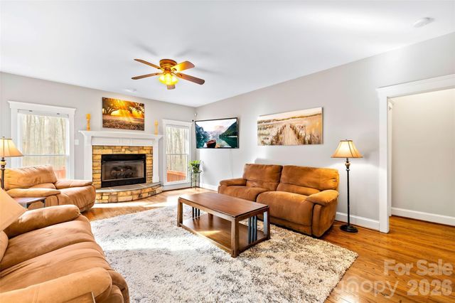 6108 Mcilwaine Road, Huntersville, NC 28078