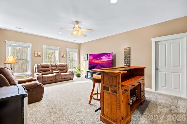 6108 Mcilwaine Road, Huntersville, NC 28078