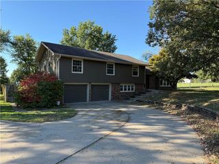 17017 NE 180th Street, Holt, MO 64048