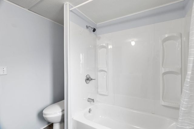 11137 N Quiet Water Road, Monticello, IN 47960