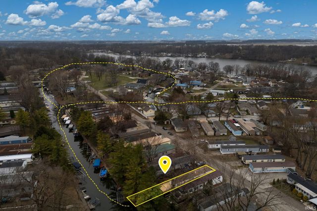 11137 N Quiet Water Road, Monticello, IN 47960