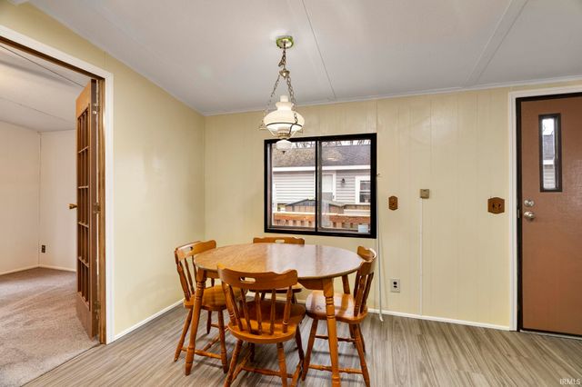 11137 N Quiet Water Road, Monticello, IN 47960