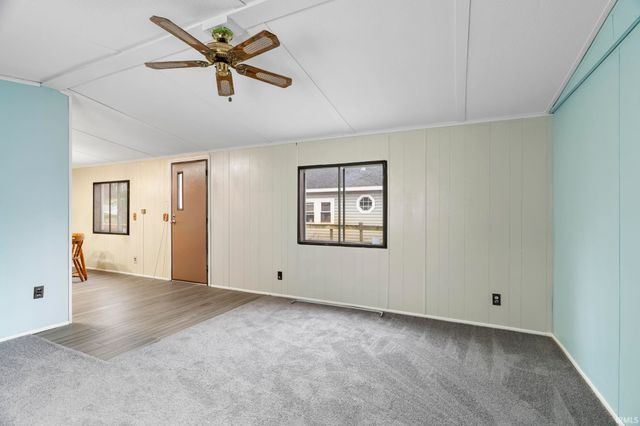 11137 N Quiet Water Road, Monticello, IN 47960