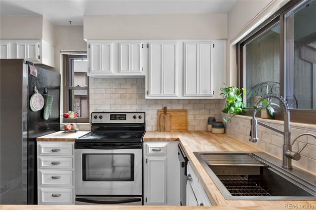10372 W Florida Avenue A, Lakewood, CO 80232