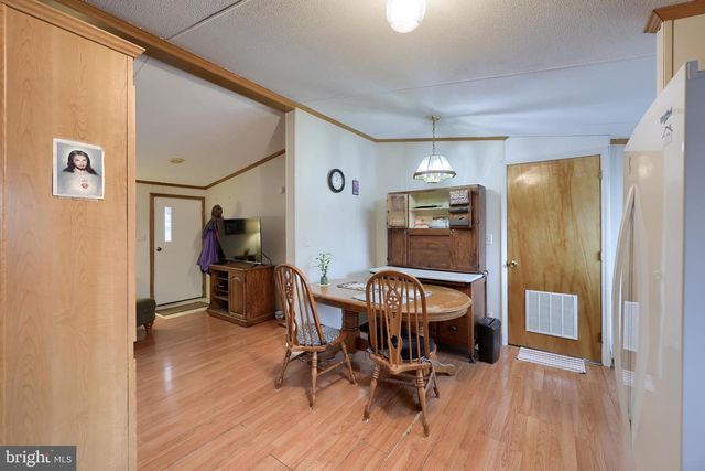 181 WEIDLER LN, Lititz, PA 17543