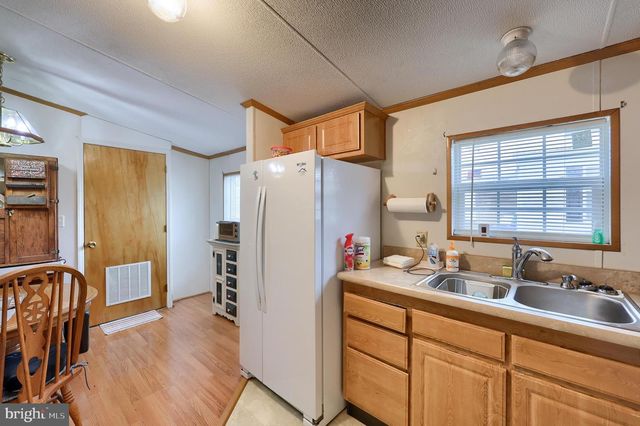 181 WEIDLER LN, Lititz, PA 17543